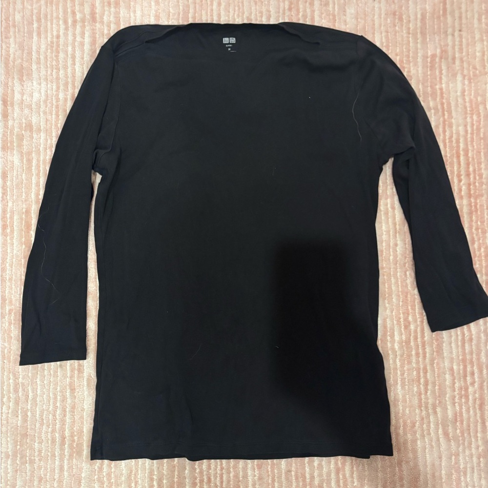 Uniqlo Black Long Sleeve Tee Classic Crew Neck
